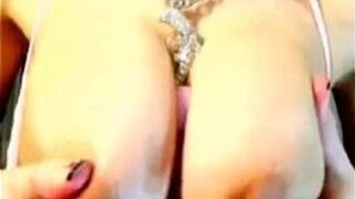 A girl dancing on webcam Stiriptits - porn video